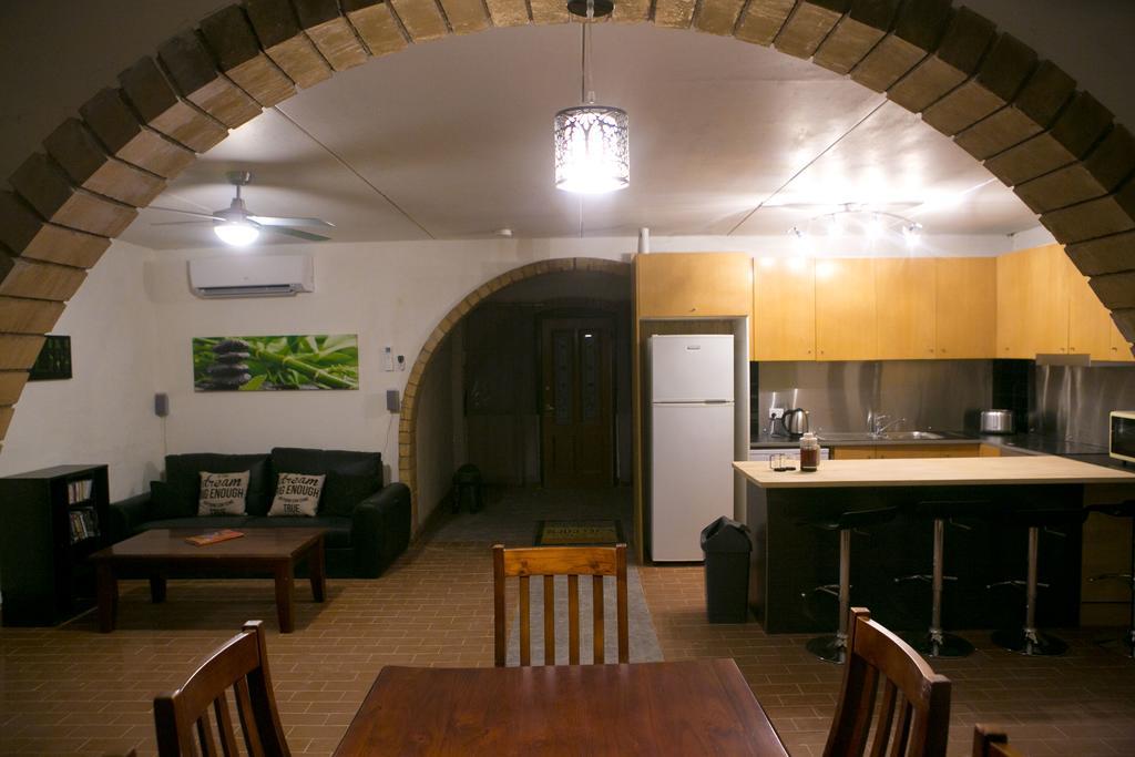 Breakaway Views 374 Alp St Hotel Coober Pedy Kültér fotó